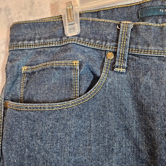 Perry Ellis Denim Jeans Medium Wash Straight Fit Mens Size 36W x 32L - Picture 8 of 15